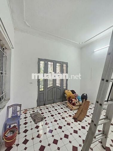CHO THUÊ NHÀ NGUYÊN CĂN. SỔ ĐỎ CHÍNH CHỦ. NHÀ ĐẸP. RỘNG RÃI THOÁNG MÁT