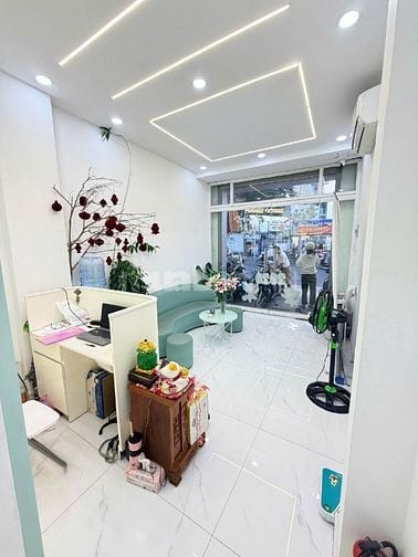 MTKD Tân Sơn Nhì, Dt 3.2x9 - Đúc 1 trệt, 3 lầu, st. Giá tốt nhỉnh 8 TỶ