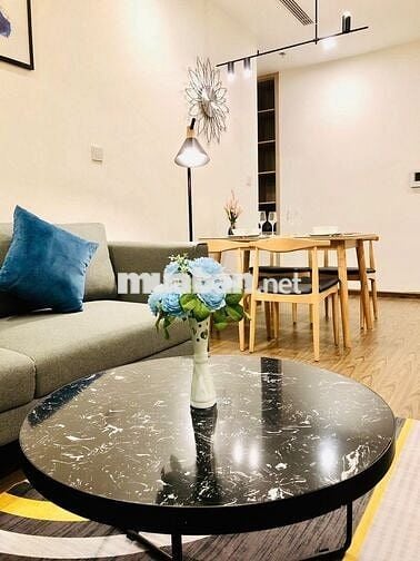 Chính chủ cho thuê căn 2N2VS full đồ Vinhomes Westpoint vào luôn