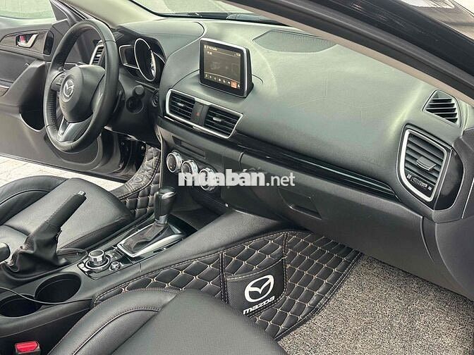 Mazda Mazda 3 2017 Đen 9 vạn km