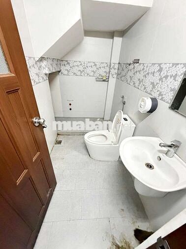Nhà nguyên căn Gò Dầu. (4pn,3wc). hẻm xe hơi.Dtsd 156m2