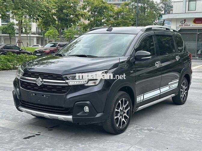 Suzuki XL7 2022 Đen 9 vạn km