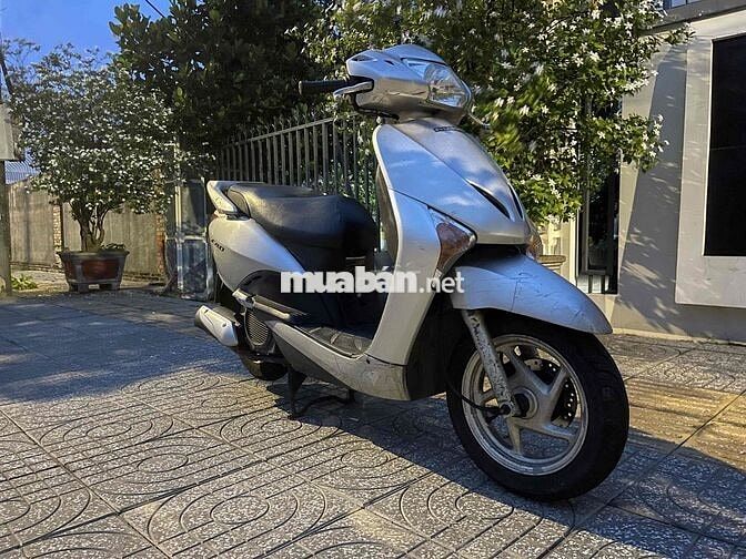 Honda Lead Fi 110 máy êm cốp rộng