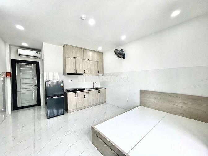 PHÒNG TRỌ QUẬN 12 ĐẸP MỚI XÂY CỬA SỔ TRỜI 25M2 GẦN IUH