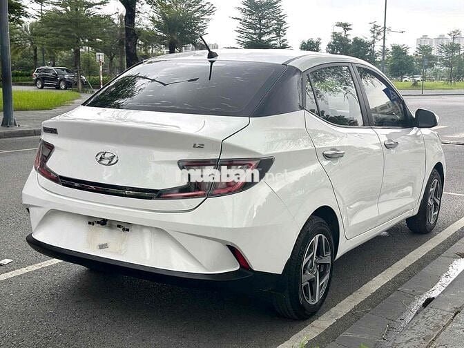 Hyundai i10 2021 Số sàn fom mới ful đồ bao zin