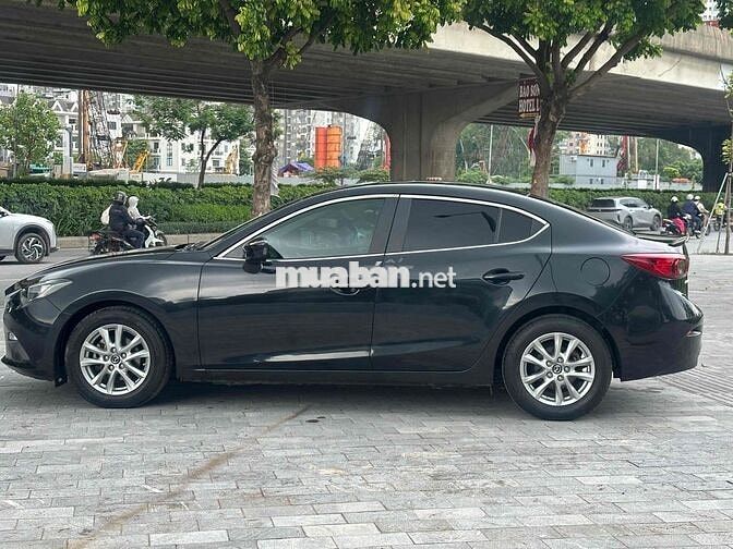 Mazda Mazda 3 2017 Đen 9 vạn km