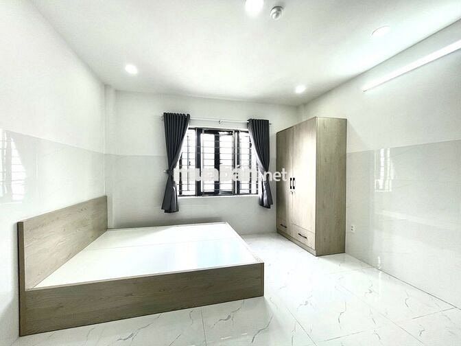 PHÒNG TRỌ QUẬN 12 ĐẸP MỚI XÂY CỬA SỔ TRỜI 25M2 GẦN IUH