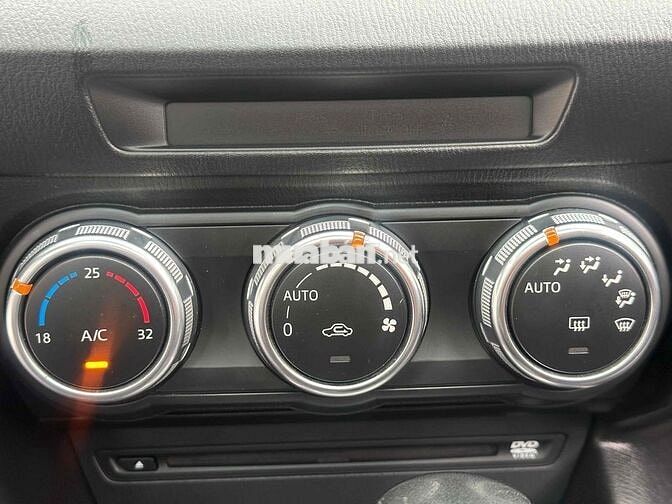 Mazda Mazda 3 2017 Đen 9 vạn km