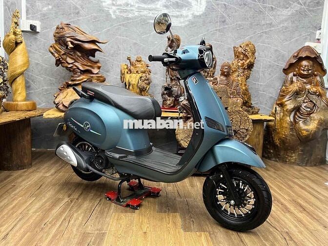 Vespa 50cc đời 2024 chính chủ biển SG máy zin