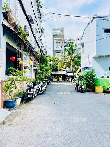 Bán nhà đẹp THANG MÁY (4x15) 155/2 Đường Số 28 - Phường 6 Gò Vấp 