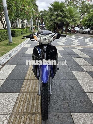 Sirius 50cc. Xr còn rất dẹp. de dây dù 