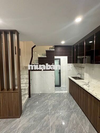 🏡 HOÀNG VĂN THỤ – GẦN SÂN BAY – CHỈ CÁCH 1 CĂN RA MẶT TIỀN – 5.86 TỶ