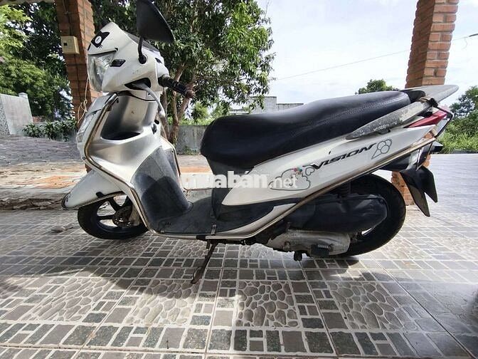 Honda Vision Trắng Đã sử dụng