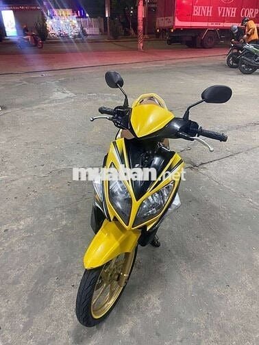 Yamaha Nouvo LX 135cc 2011 Đen vàng Tự động