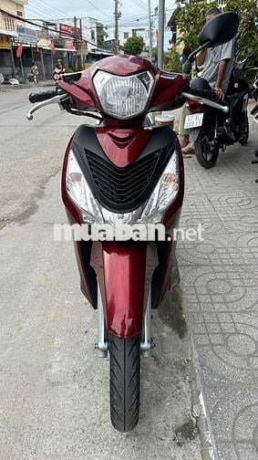 Honda Vision 2017 Đỏ đô ( hỗ trợ góp )