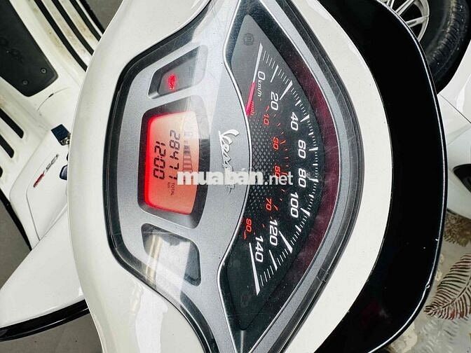 Piaggio Vespa Sprint iGet 2018 Trắng 28000km