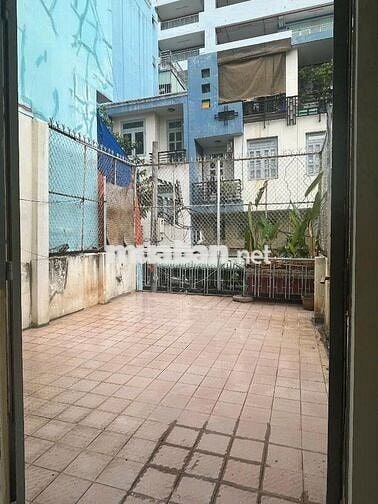 CHO THUÊ NHÀ HẺM Ô TÔ KẾ BÊN TRƯỜNG ĐẠI HỌC HUTECH