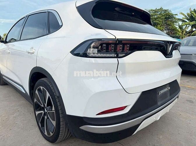 VinFast VF8 Plus SDI 2023 Trắng 54.138 km
