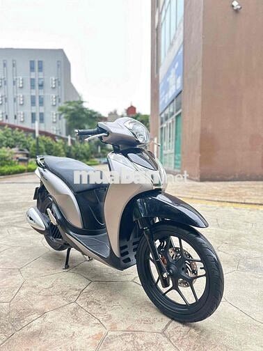 Honda SH Mode Sport 2018 Bạc 16000 km