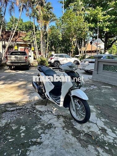 SH 2016 khoá khiển máy zin chính chủ . lốp zin