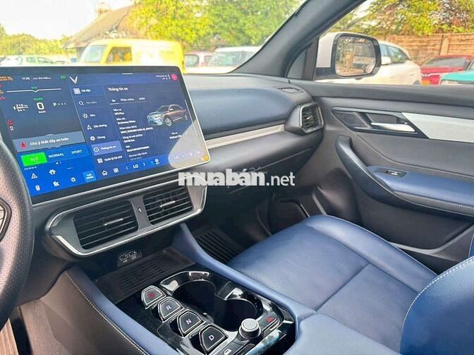 VinFast VF8 Plus SDI 2023 Trắng 54.138 km