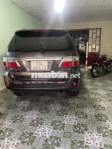 Toyota Fortuner 2010 Xám 250.000km