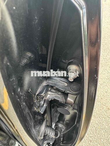 Mitsubishi Triton 2022 Đen