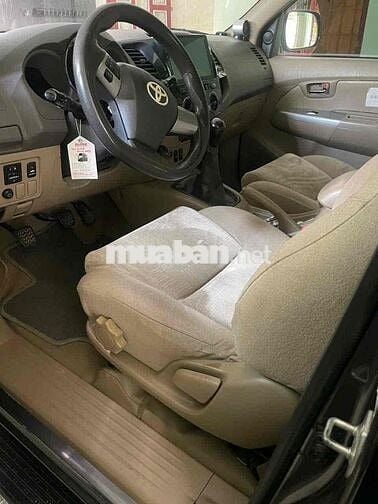 Toyota Fortuner 2010 Xám 250.000km