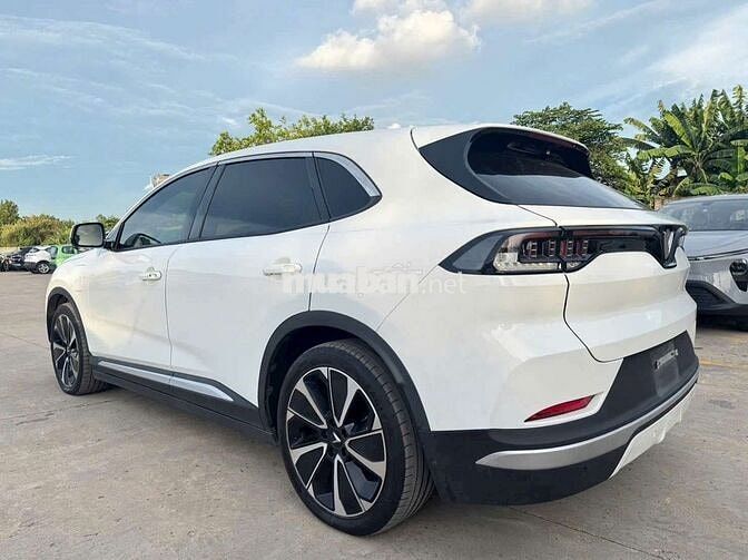 VinFast VF8 Plus SDI 2023 Trắng 54.138 km