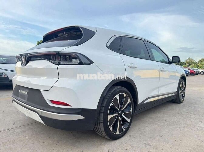 VinFast VF8 Plus SDI 2023 Trắng 54.138 km