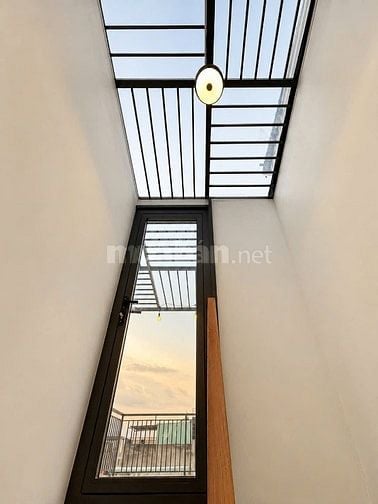 🌹50TR, giảm 400tr bán nhà 4 tầng DTSD 90m2 cạnh hutech,.. chỉ 3,xx tỷ