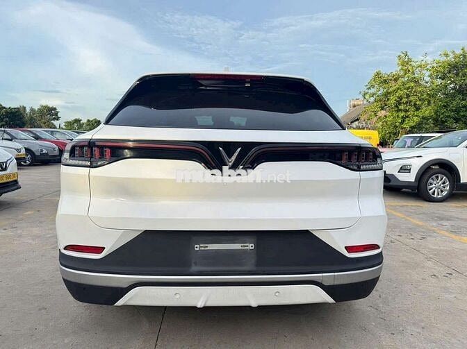 VinFast VF8 Plus SDI 2023 Trắng 54.138 km