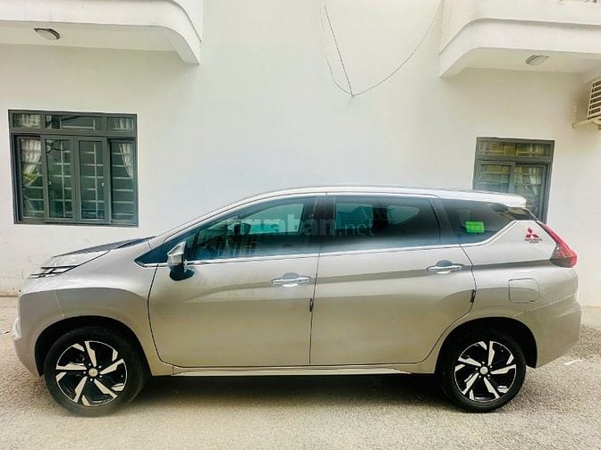 Xe Mitsubishi Xpander Premium 1.5 AT 