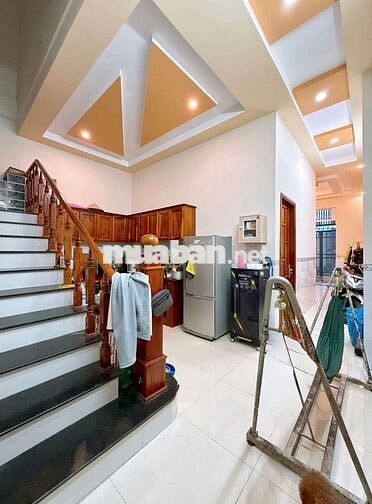 NHÀ RỘNG - CÁCH NGUYỄN VĂN CỪ 50M