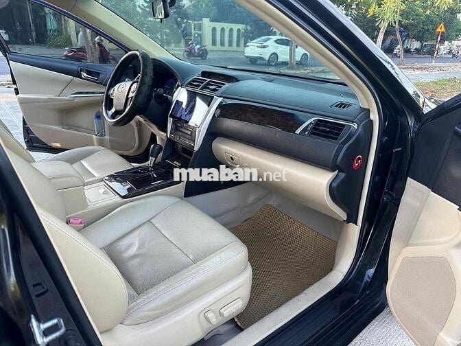 Toyota Camry 2016 Đen Tự động