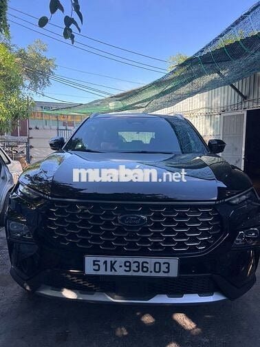Ford Territory Titanium Đen 5 chỗ Cửa sổ trời