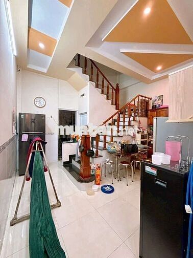 NHÀ RỘNG - CÁCH NGUYỄN VĂN CỪ 50M