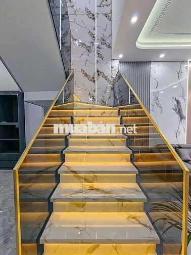 NHÀ TRUNG TÂM CẦN THƠ  - KẾ BÊN SIÊU THỊ AEON MALL NHẬT BẢN, TRƯỜNG ĐH