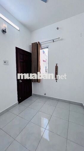 Nhà trệt 2 lầu. Đường 5M, góc 2 mặt tiền, thông 2 chiều - Sổ hồng ĐSH