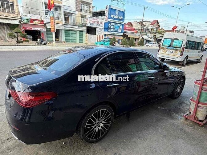 Mercedes C200 Avantgarde Plus 2023 xanh siêu lươt