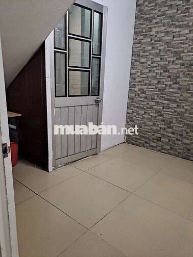 phòng nhỏ có wc riêng,giờ tự do,47/24/13B  Bùi Đình Túy