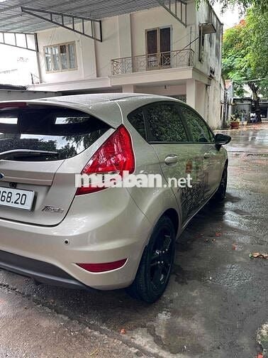 Ford Fiesta S 2011 Số tự động Ghi vàng