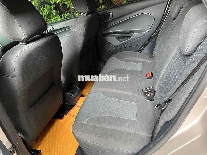 Ford Fiesta S 2011 Số tự động Ghi vàng