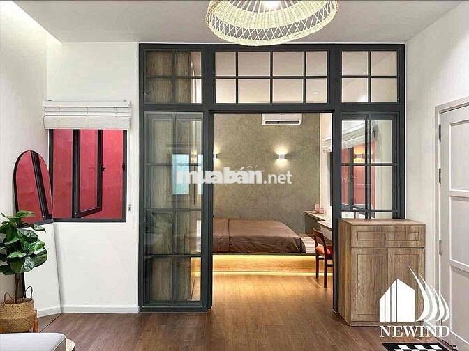 CĂN HỘ NGAY PHAN XÍCH LONG MỚI 100% TÁCH BẾP FULL NỘI THẤT BAN CÔNG