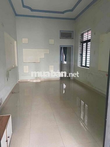 CHO THUÊ NHÀ - MẶT TIỀN ĐƯỜNG A MÍ ĐOAN - SÁT ĐƯỜNG AMA KHÊ