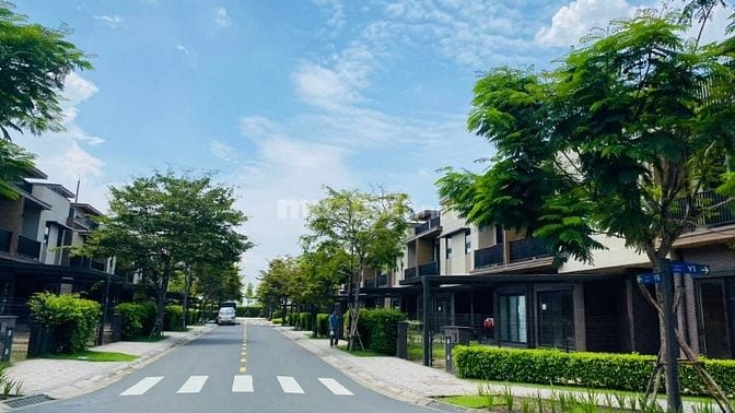 [ĐỘC QUYỀN] Căn góc cực đẹp! Nhà phố Canary Izumi City 8mx20.5m
