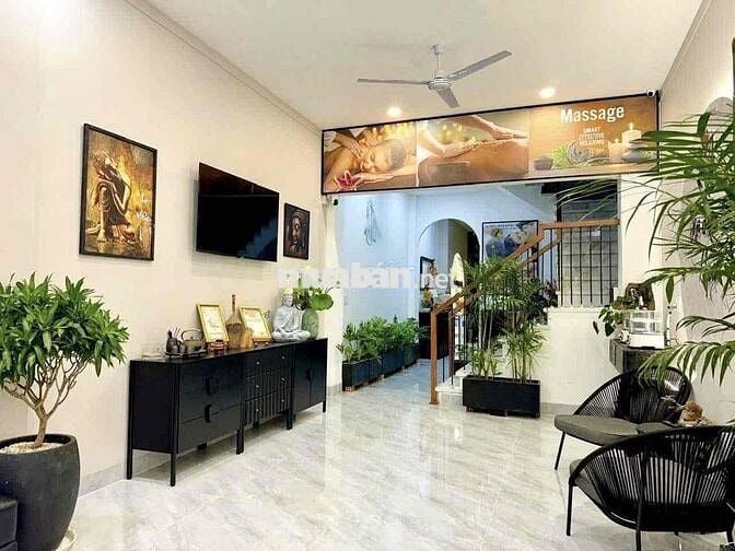 nhà 3 tầng mới mặt - tiền Đào Duy Từ