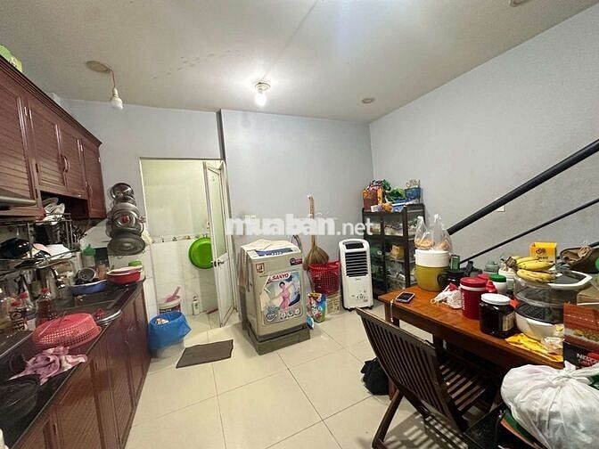 NGAY CHỢ CẦU, NHỈNH 4 ĐỒNG XÍ - ĐƯỜNG Ô TÔ, (4X15) NHÀ 2TẦNG, 3PN. 