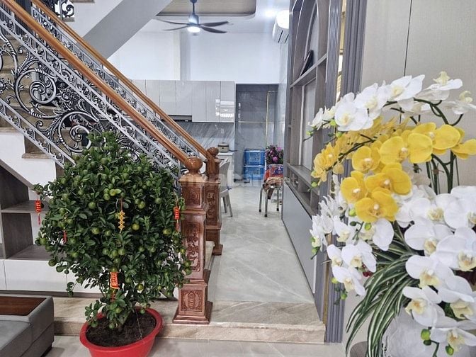 Nhà mới xây kiên cố 4 tầng, hẻm xe hơi ở 22/21 Cây Cám, Bình Tân, 4x14