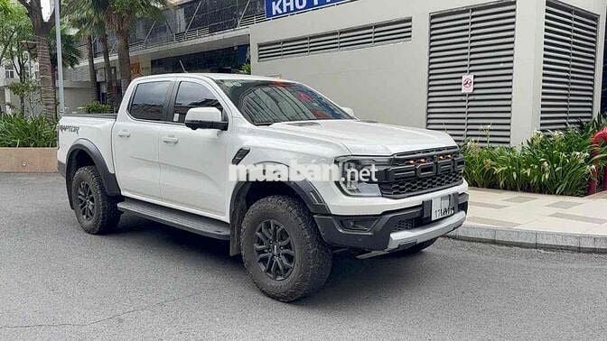 Ford Raptor 2023 Trắng đi ít, xuất hoá đơn cao
